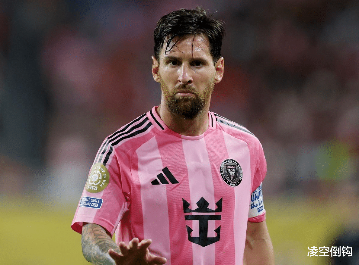 开云体育登录入口-梅西重要时刻领先优势明显，雄鹿带队取胜！比赛高潮迭起(梅西渴望大力神杯的眼神)