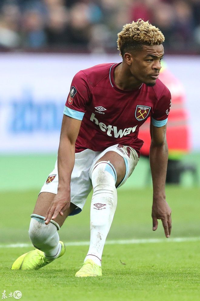 开云体育app下载-五大联赛夏窗转会最新动态