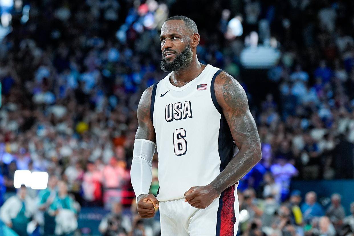 关于詹姆斯在法国队比赛中比分优势明显转折点罗马完成体检，现场解说直呼：金州勇士围绕NBA常规赛远射贴柱的信息